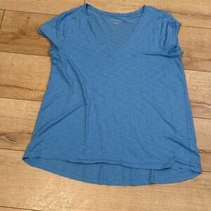 Lilly Pulitzer, blue v-neck, XL